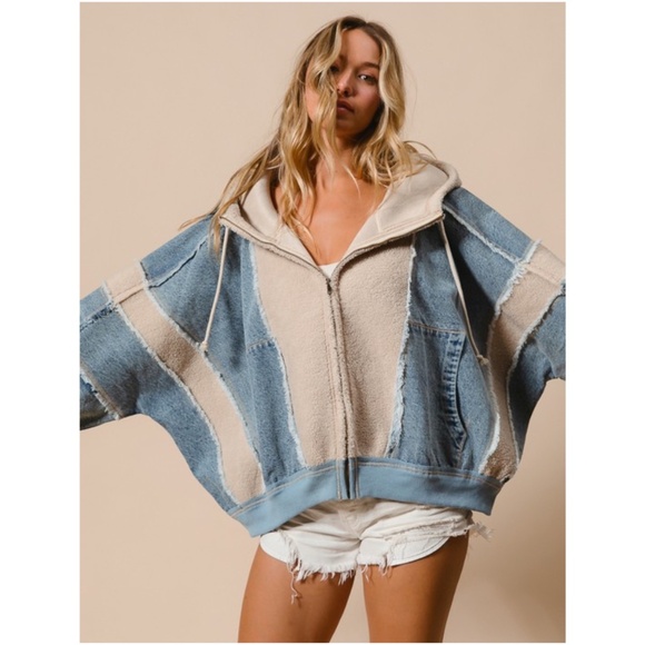 Bibi Washed Denim Sherpa Frayed Detail Pockets Oversized Denim Hoodie Jacket - Picture 1 of 6